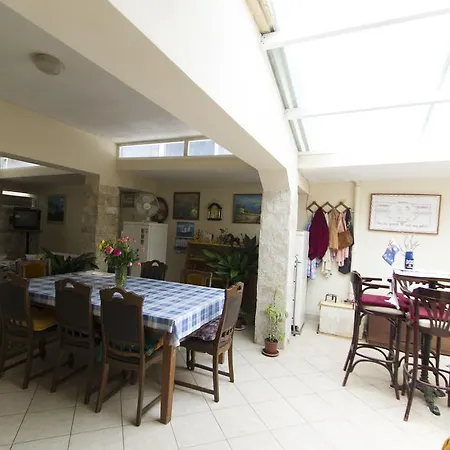 Guest house Sobe Andreis 3*