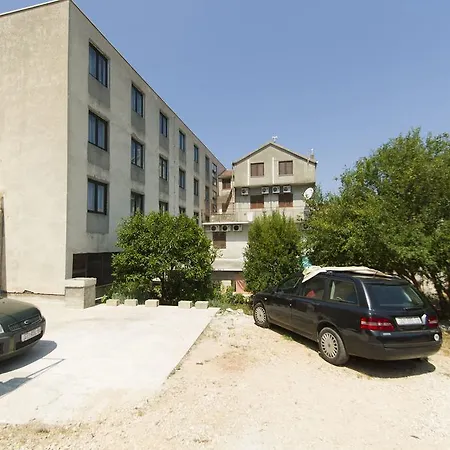 Guest house Sobe Andreis 3*